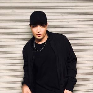 Meet your Posher, Simon